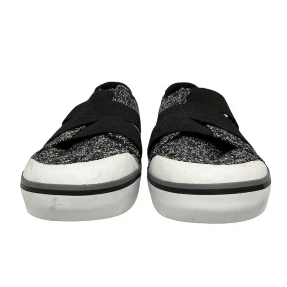 NWOT Keen Elsa III Gore Vulcanized Slip-On sneakers women's size 9.5 - Picture 3 of 8